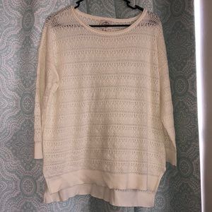 St. John’s Bay Women’s L Long- Sleeved Sweater